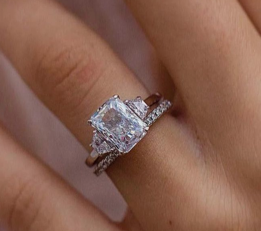 Helen’s wedding ring